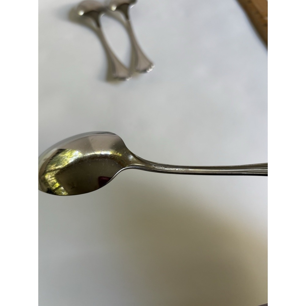 3 Oneida FALKIRK Stainless Soup Spoons Tablespoons By Oneida Profile - Picture 3 of 4